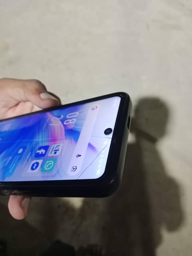 Infinix Note 30 10