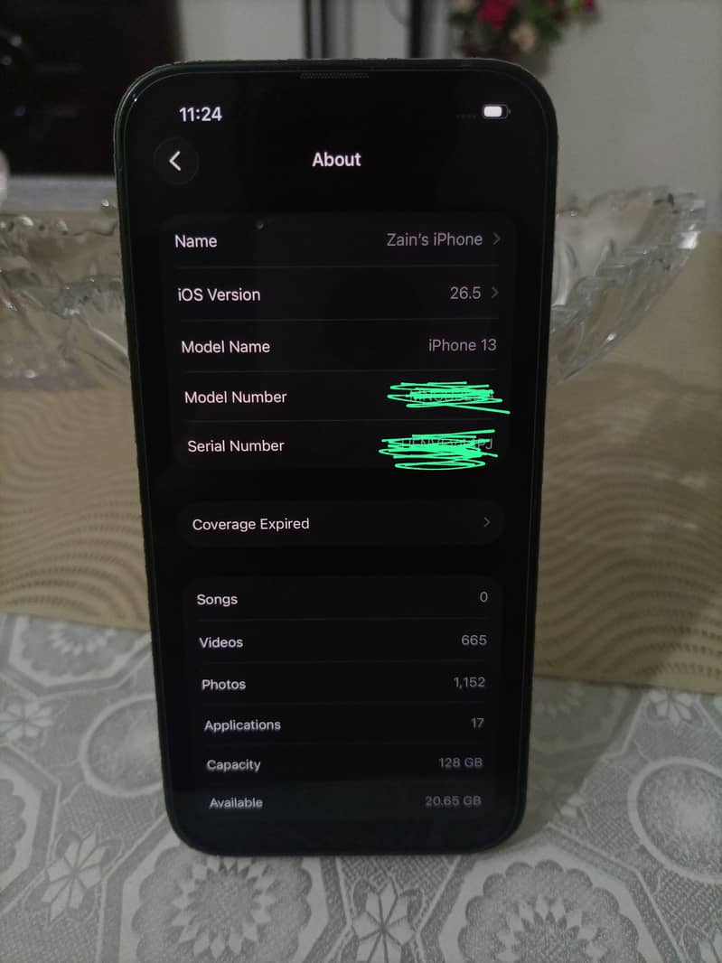 Apple iPhone 13 1