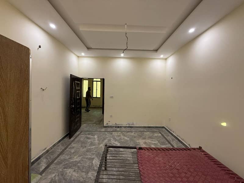 Upper Portion Available For Rent 4