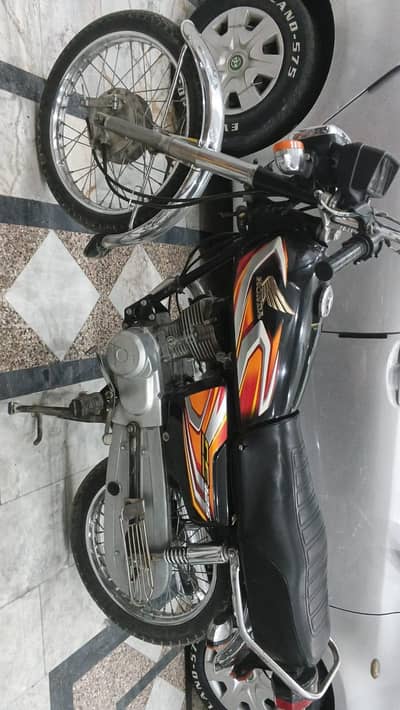 2011 model total Orignal condition seel paik engen 03165029077