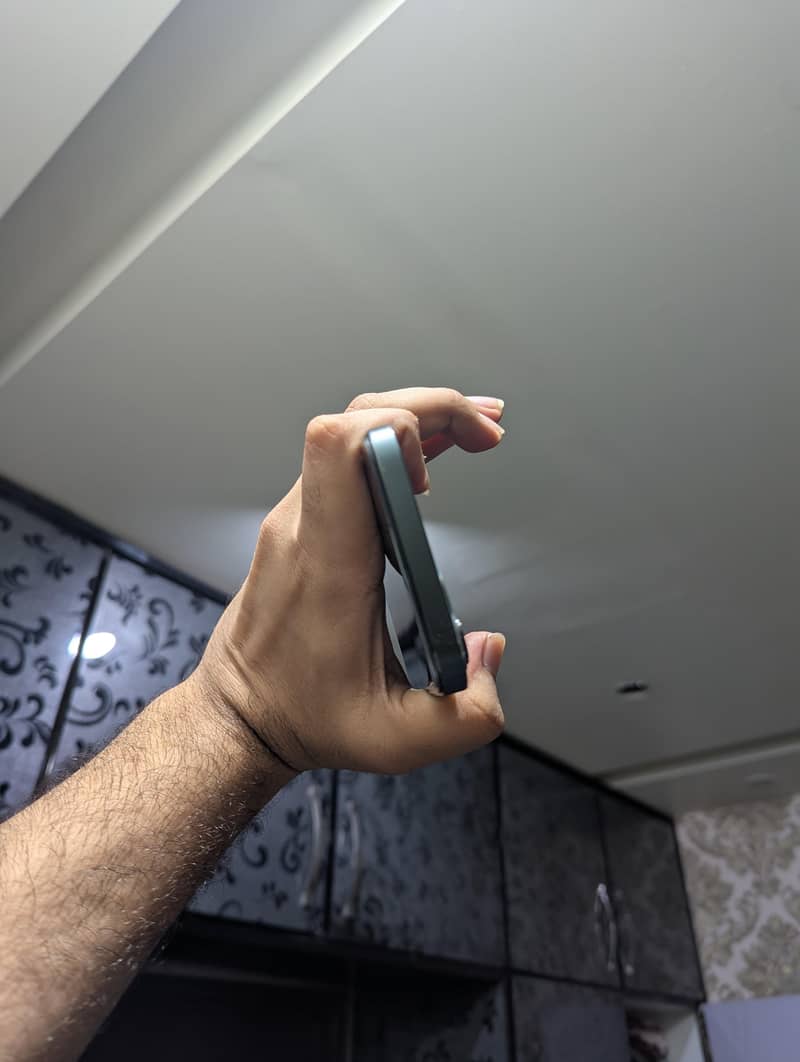 Apple iPhone XS Max 5