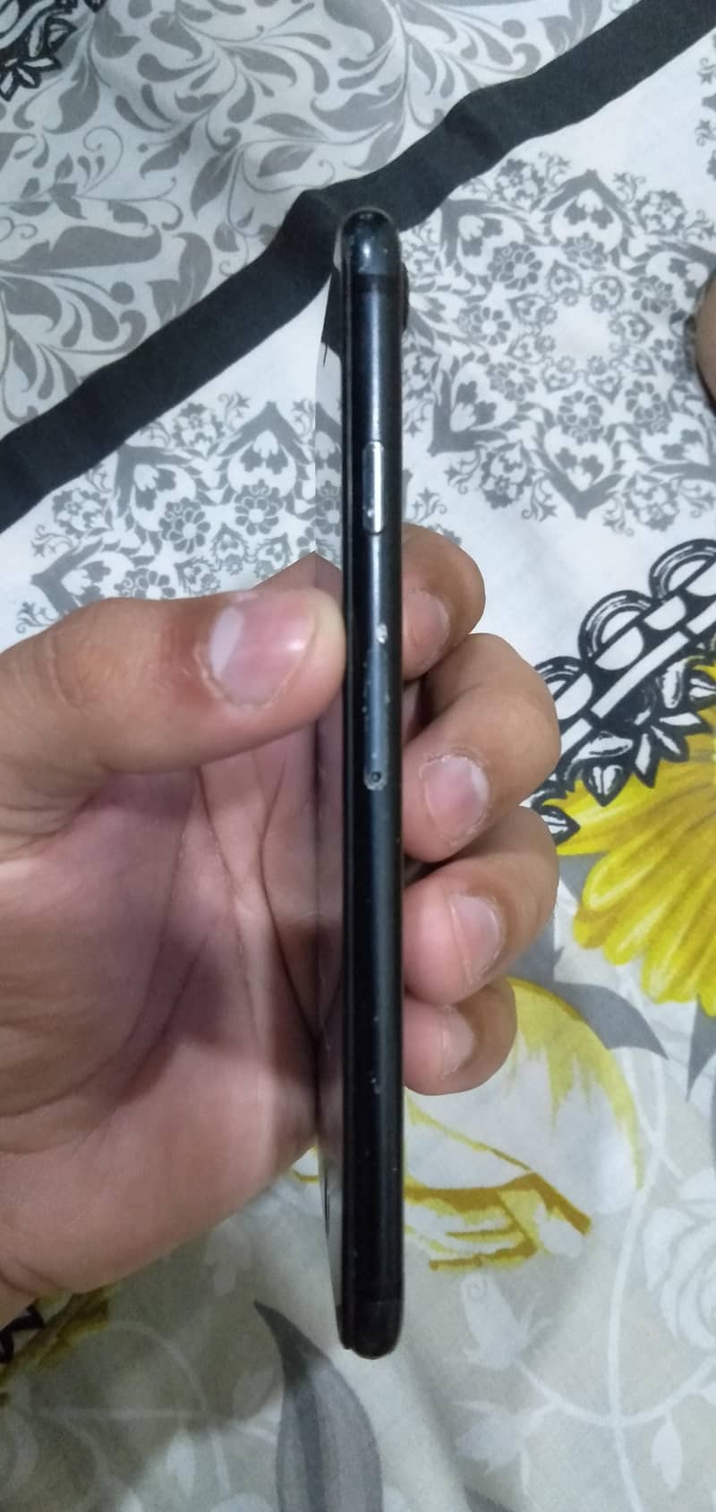 Apple iPhone 7 5