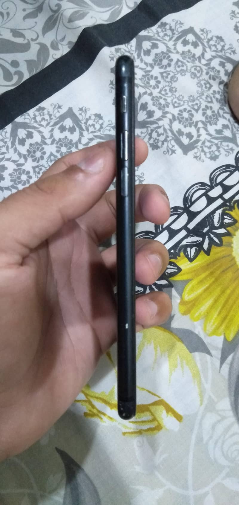 Apple iPhone 7 6