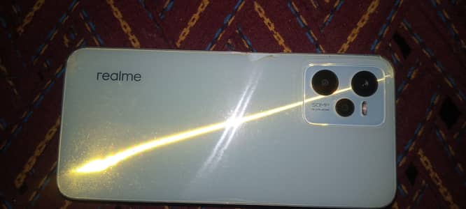 Realme C35