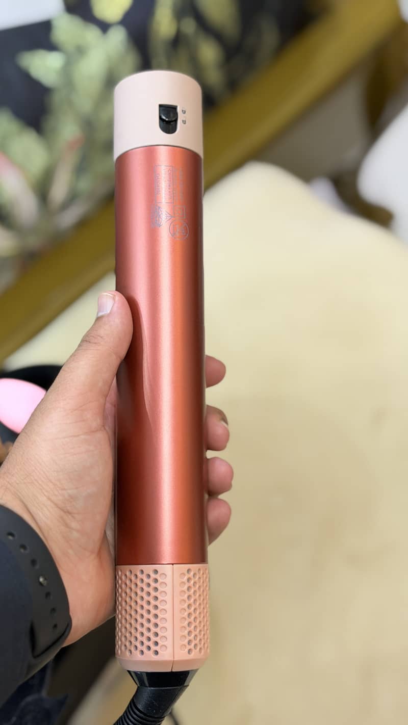 Dyson Airwrap 4