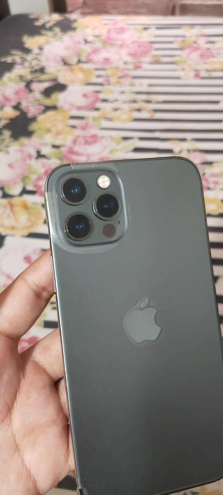 iphone 12 pro 3