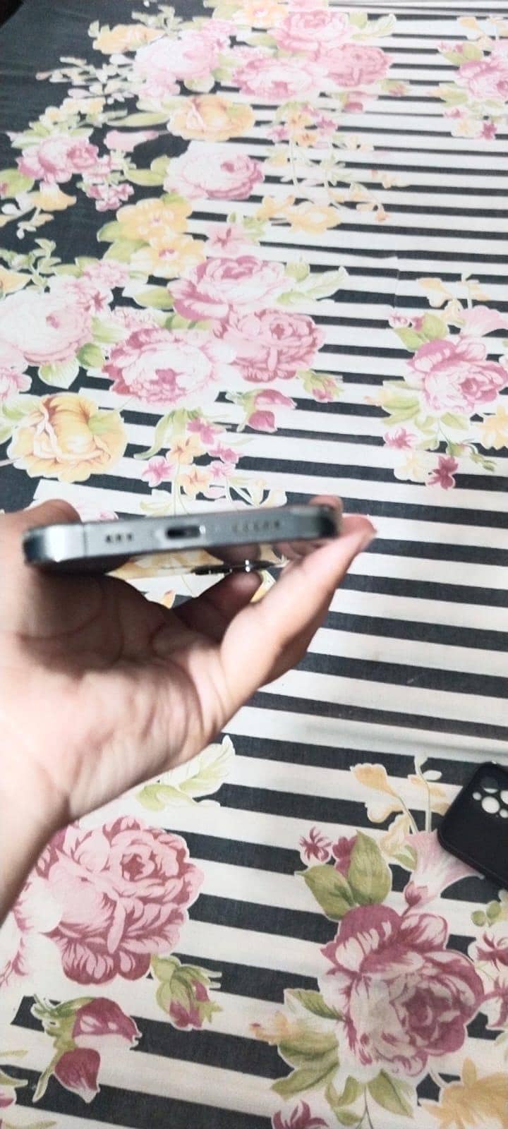 iphone 12 pro 4