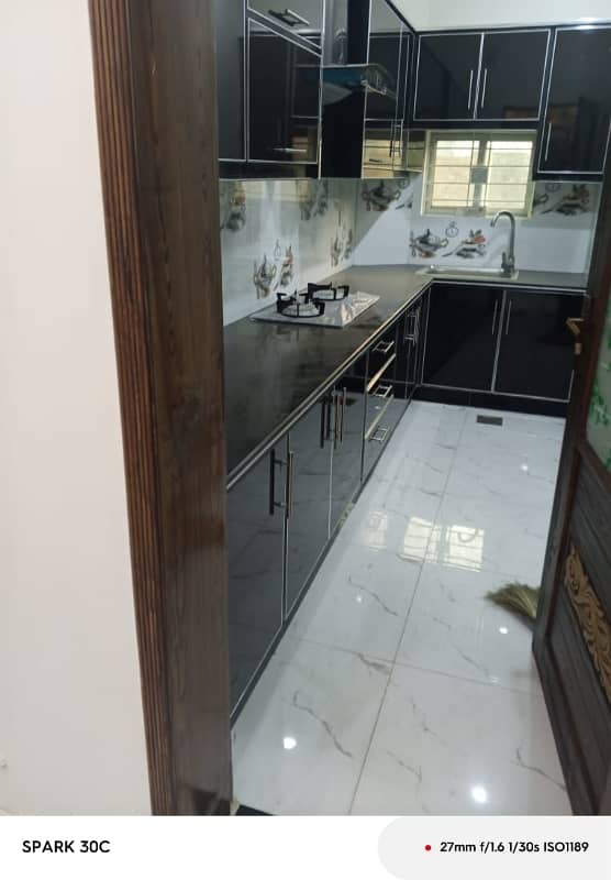 Upper Portion Available For Rent 4