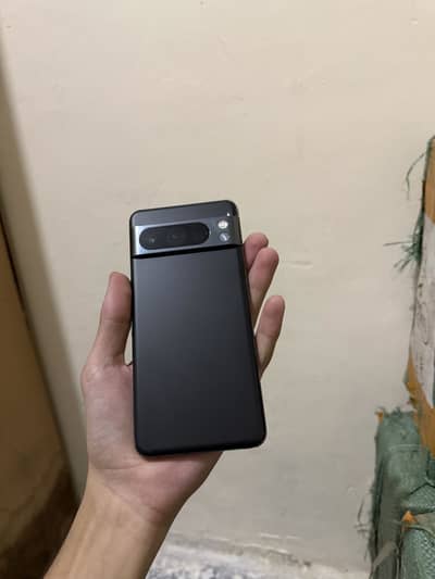 Google Pixel 8 Pro