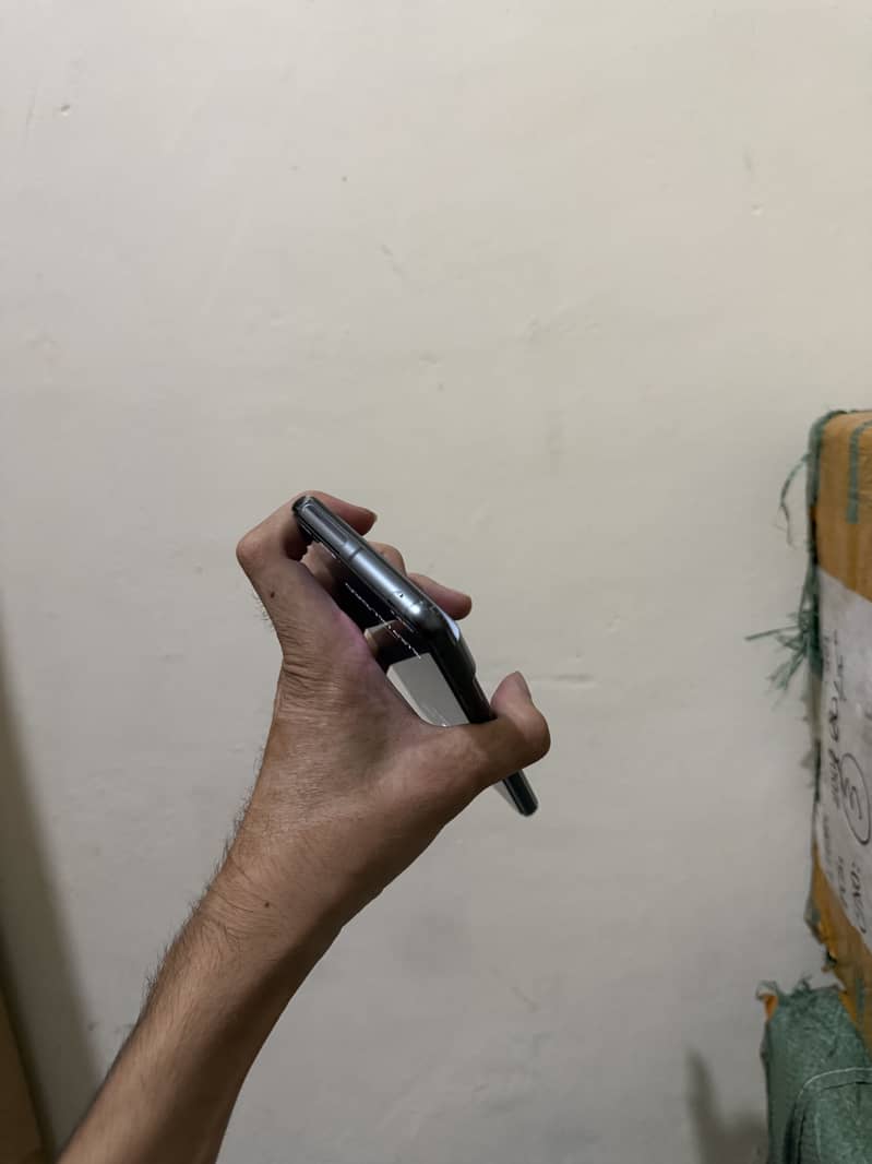 Google Pixel 8 Pro 2