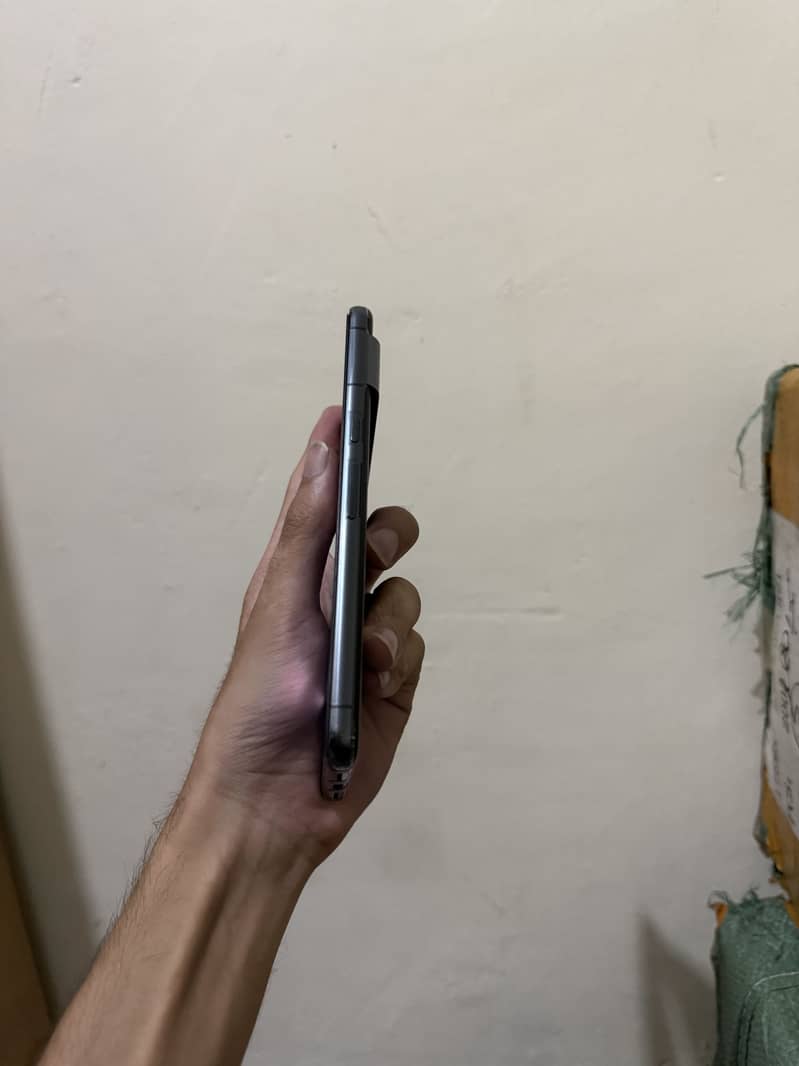 Google Pixel 8 Pro 3