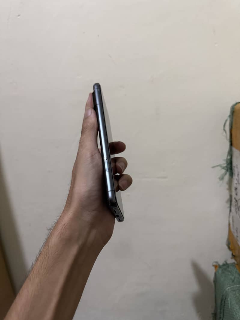 Google Pixel 8 Pro 4
