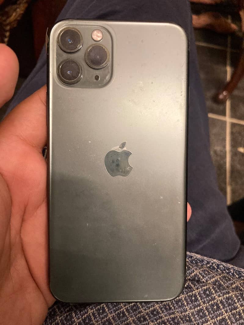Apple iPhone 11 Pro 2