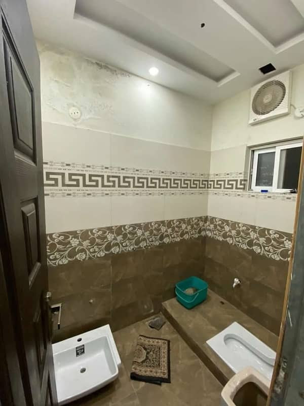 Upper Portion Available For Rent 10