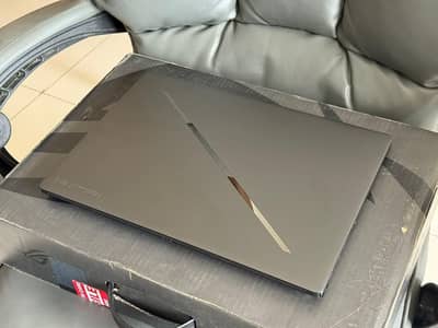 ASUS ROG Zephyrus G16 – RTX 4090, i9-185H, 32GB, 2TB SSD