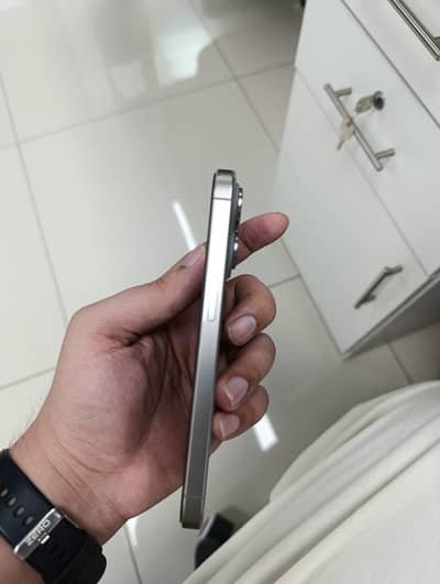 Apple iPhone 15 Pro
