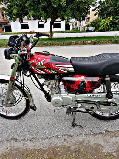 Honda CG 125 saaaf suthra bike add pura parhain fr msg krain