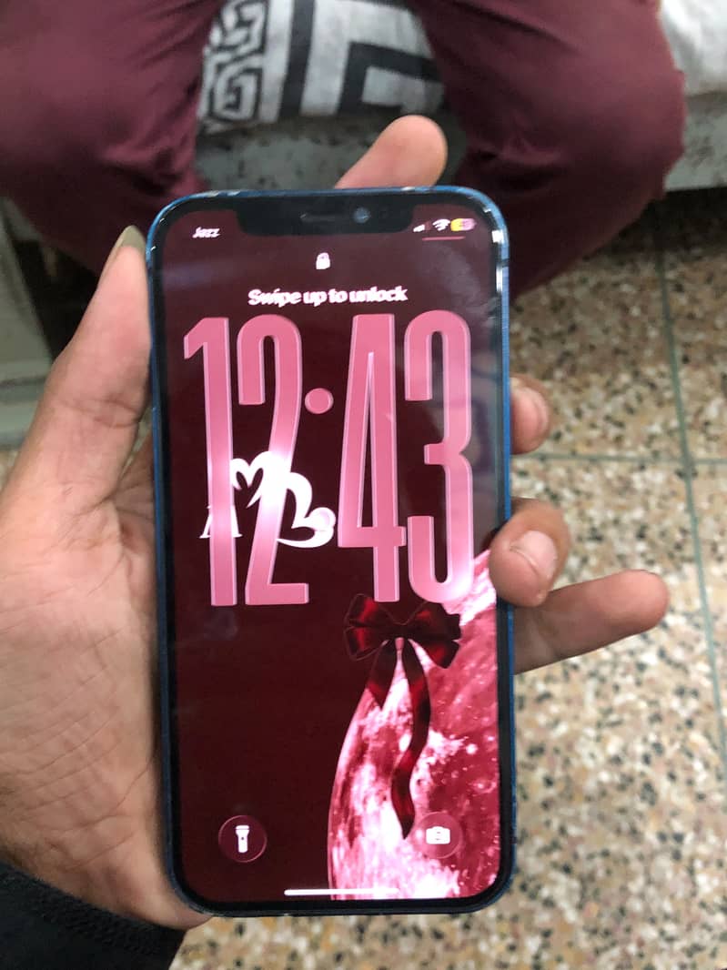 Apple iPhone 12 10