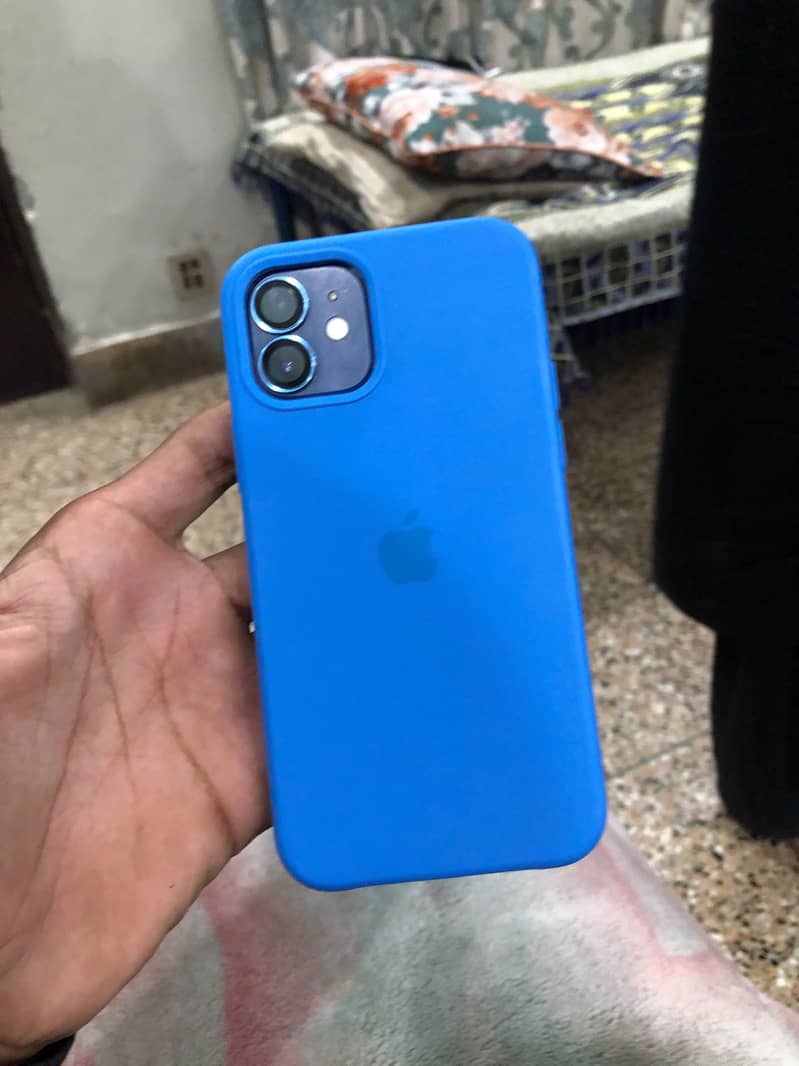 Apple iPhone 12 13