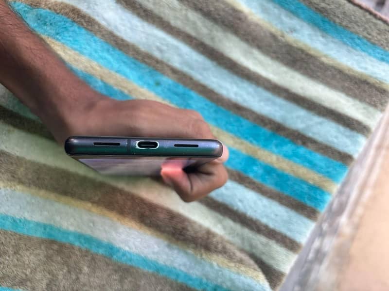 Google Pixel 7 3