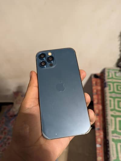 Apple iPhone 12 Pro