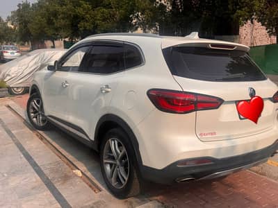 MG HS 2021