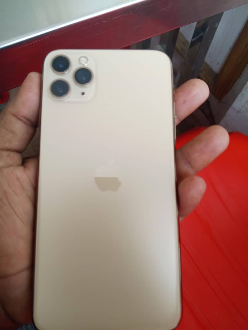 Apple iPhone 11 Pro Max 8