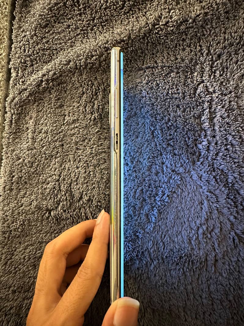 Samsung Mobile Note 10 Plus 4