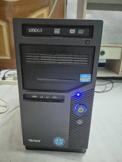 Desktop Computer Set for Sale