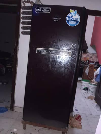 DAWNLANCE FRIDGE JAMBO SIZE . . . FOR SALE.