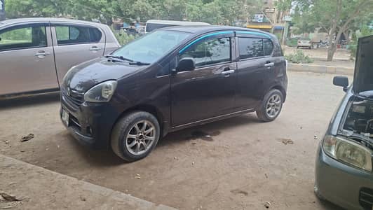 Toyota Pixis Joy 2012