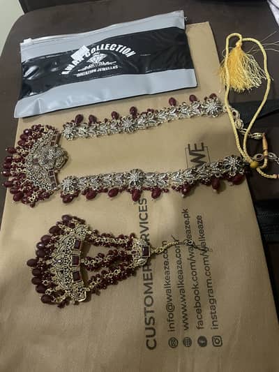 Complete jewellery set for Barat