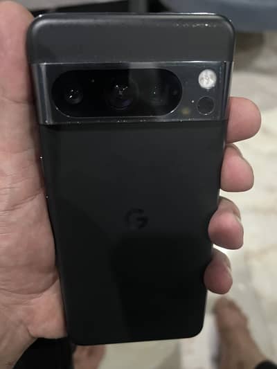 Google Pixel 8 Pro