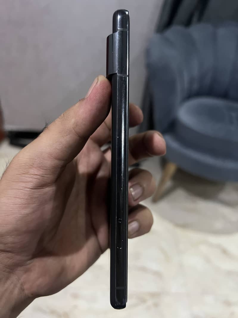 Google Pixel 8 Pro 3