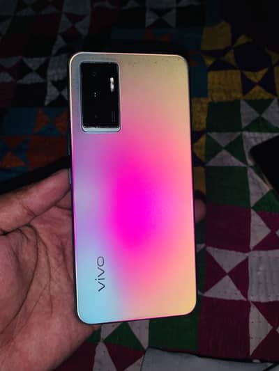 Vivo V23e with box