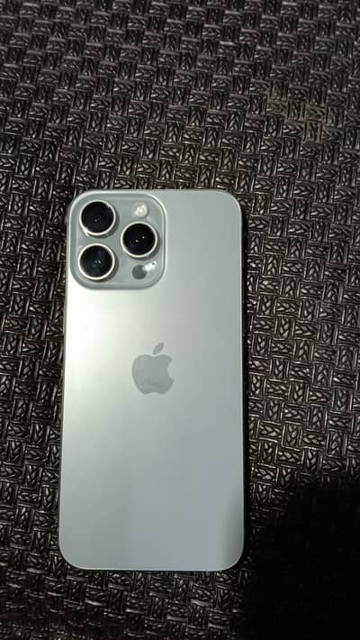 Apple iPhone 15 Pro Max