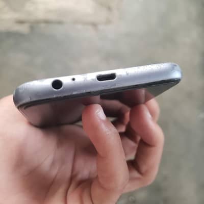 Samsung Mobile J6 3/32 exchange possible 03234046126
