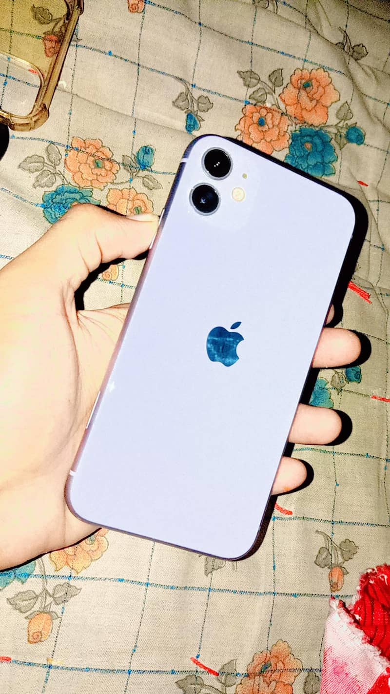 Apple iPhone 11 3