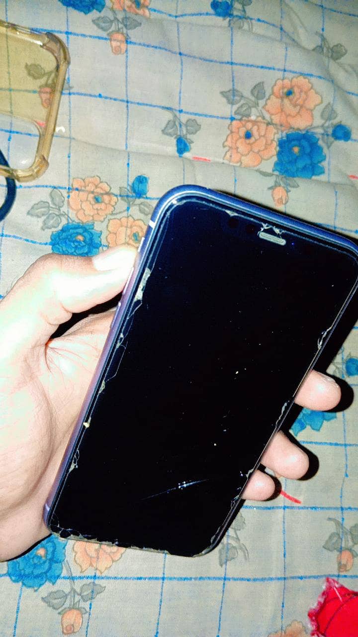 Apple iPhone 11 5