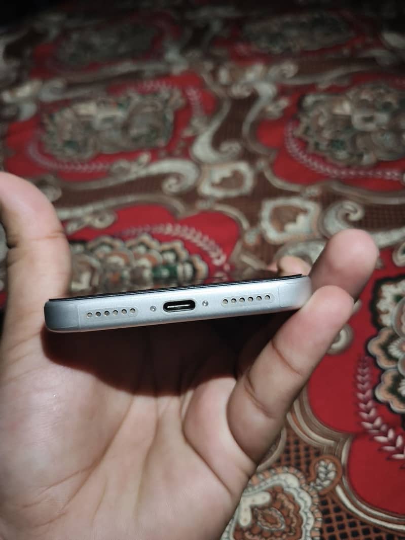 Apple iPhone 17 Pro Max 3