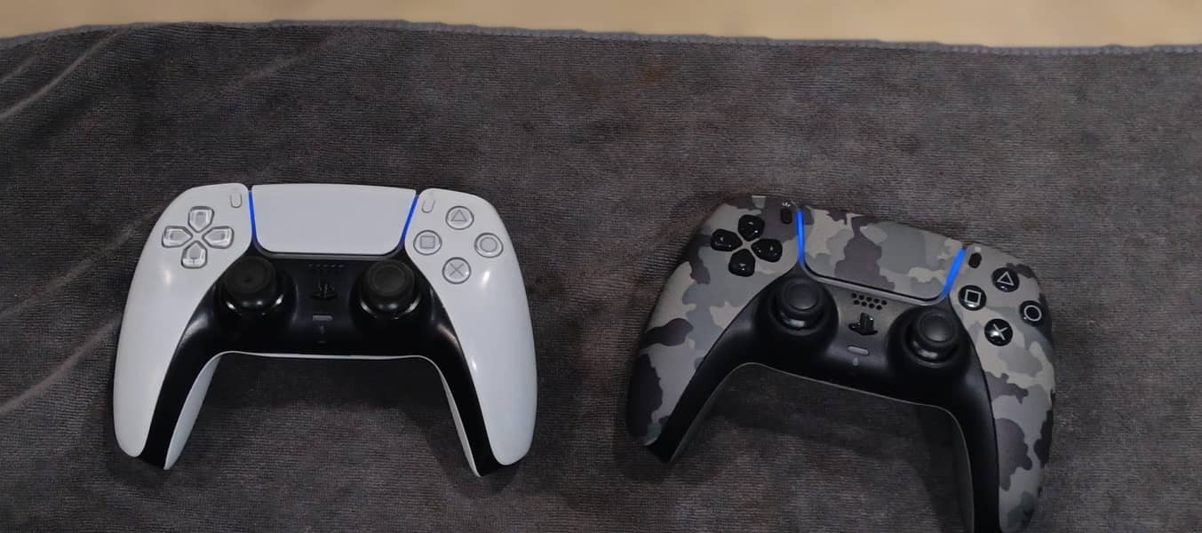 Ps5 2 controllers 6