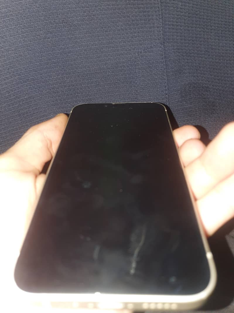 Apple iPhone 14 6