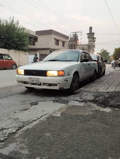 Nissan Sunny 1992