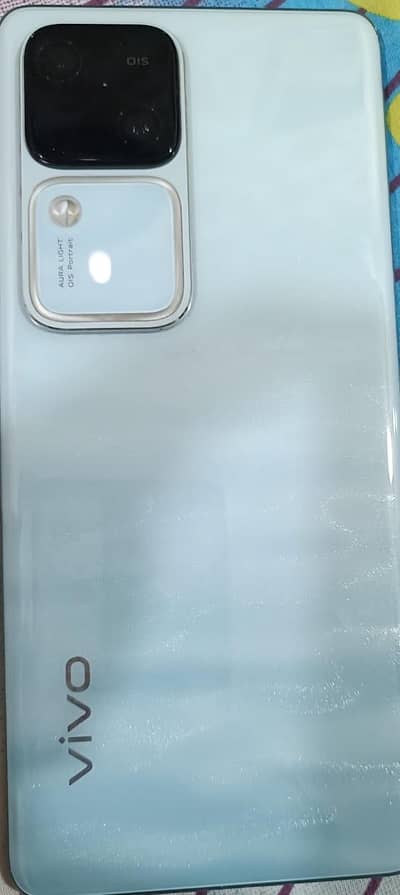 Vivo V30 12 /256 PTA approved