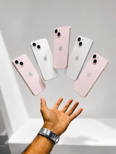 Apple iPhone 13