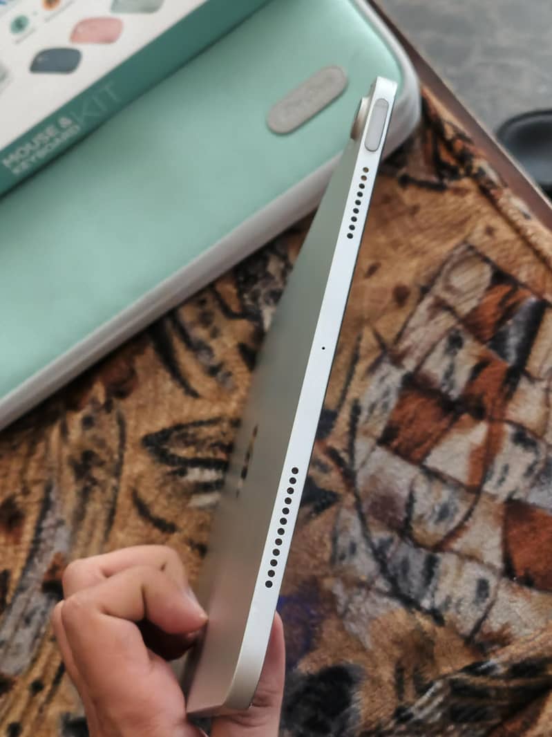 iPad Air 4 4