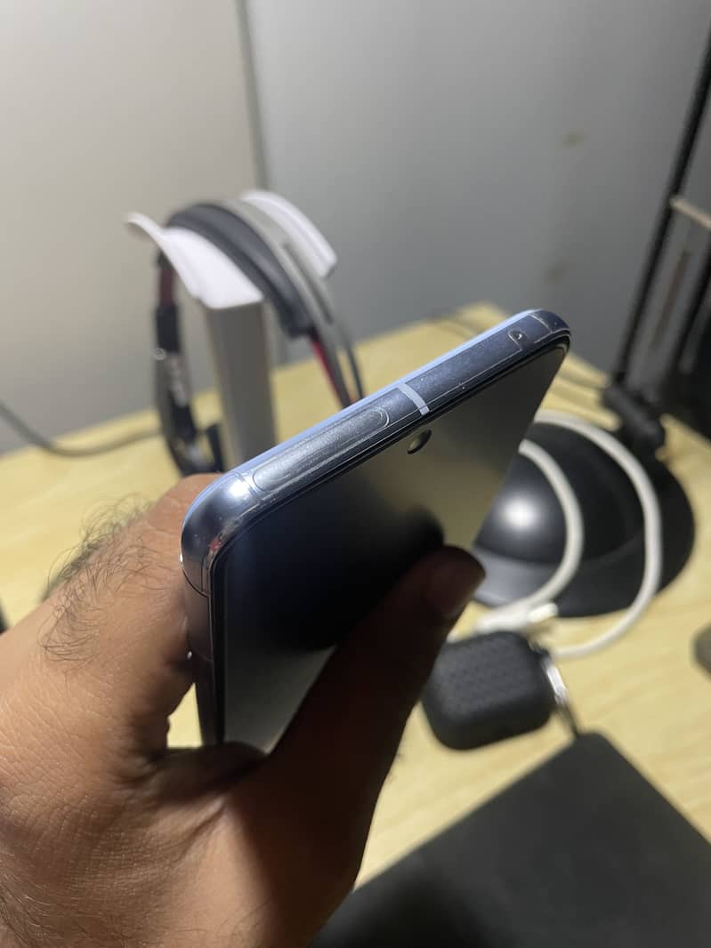 Google Pixel 8 Pro 2