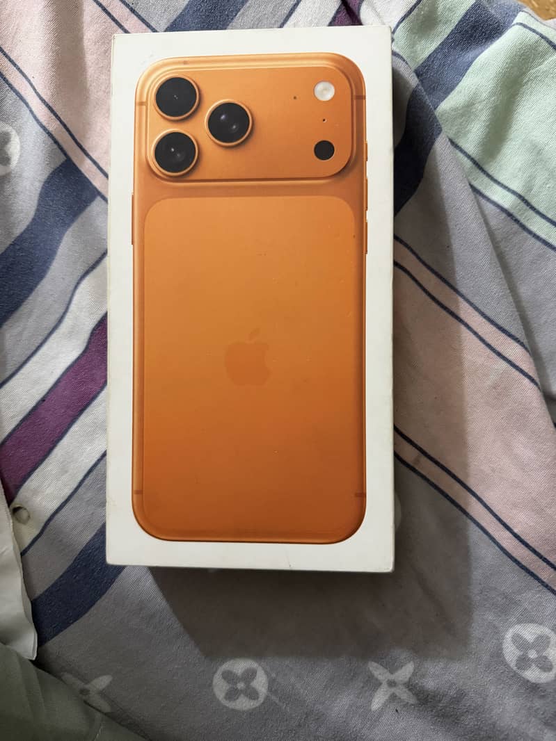 Apple iPhone 17 Pro Max 2