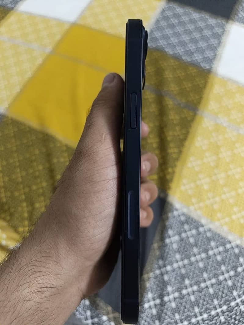 Apple iPhone 14 plus 4