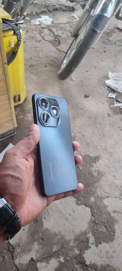 TECNO SPARK 20 16/ 256 GB